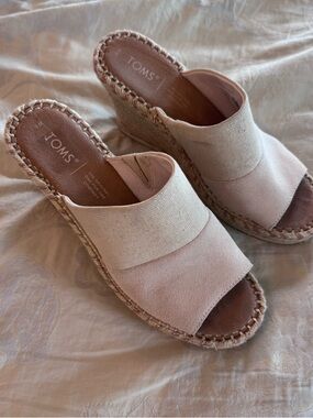 Toms Blush Pink Espadrille Wedge Slide Mules